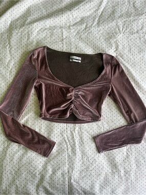Urban Outfitters Velvet Ribbed Dusty Pink Crop Top with Sweetheart Neckline, S
